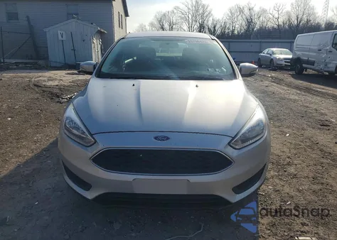 2016 Ford Focus Se z USA, uszkodzony, nr VIN 1FADP3F26GL228297